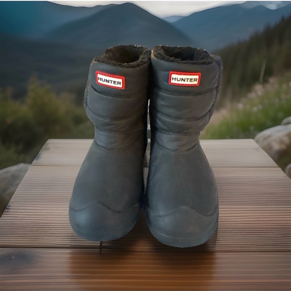 Hunter Black Insulated Boots